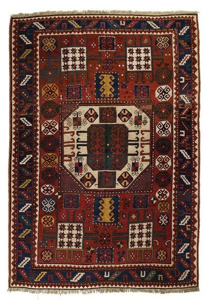 null Magnifique tapis KARATCHOFF (Caucase, Arménie), fin du 19ème siècle, vers 1860

Dimensions...
