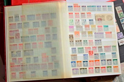 null Lot de 5 albums de timbres France et Monde