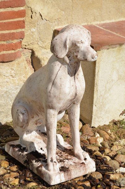 null Pair of hunting dogs, pointers, made of reconstituted stone. HT. 73cm Long....