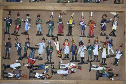 null Lot of 66 tin soldiers (1st Empire) Ht. 8/9 cm on average. Accidents and sh...