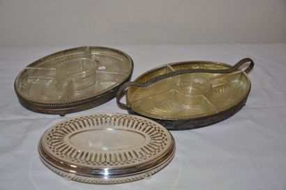null Set of 2 hors d'oeuvre dishes and 1 metal plate warmer
