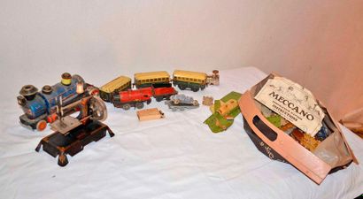 null Lot of toys: Meccano, Hornby, Je, Solido. Train, car, plane, sewing machine....