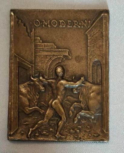 null Small bronze plaque representing a character between two bulls - Early 19th...