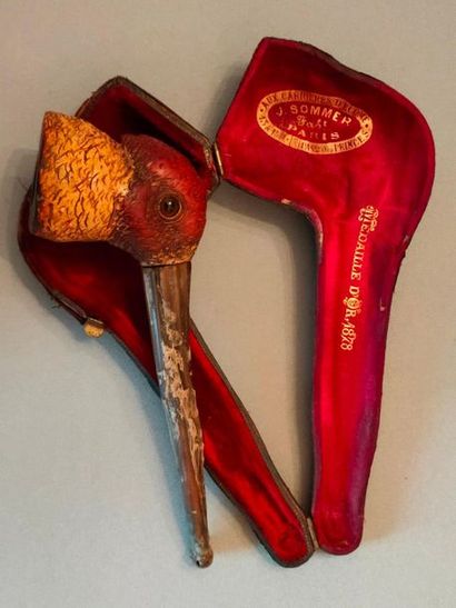 null Pipe in foam in its original case of the house SOMMER PARIS, gold medal in 1878...