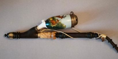 null Pipe de chasseur en porcelaine, représentant des cervidés. - Allemande - L :...