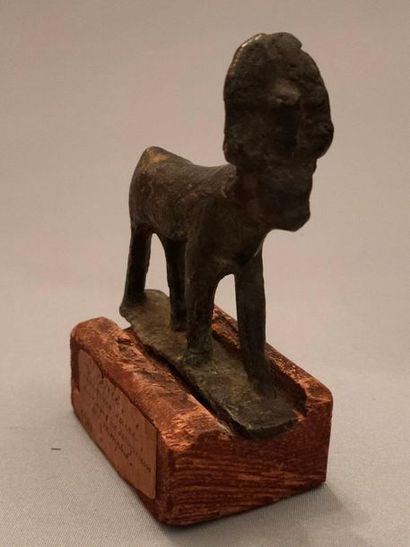 null Bull Apis, Late Egyptian Period - Ancient Egypt - Total height: 11 cm - L: 8...