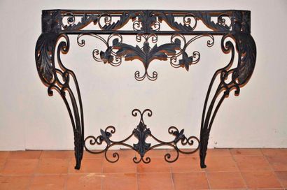 null Wrought iron console, marble top.