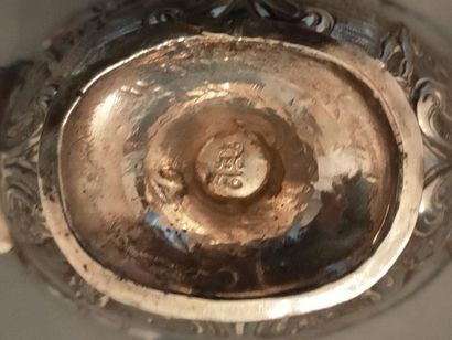 null Small bowl on pedestal - silver - punches on base 930 - German work ? - 62 g...