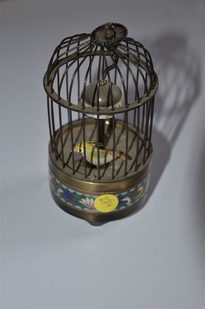 null Lot de 2 Horloges cage à oiseau siffleur (Réf: 274 et 275) Dans l'état
