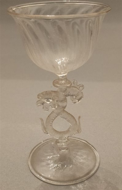 null Blown glass with flower decoration, white border - Murano - H : 12,5 cm