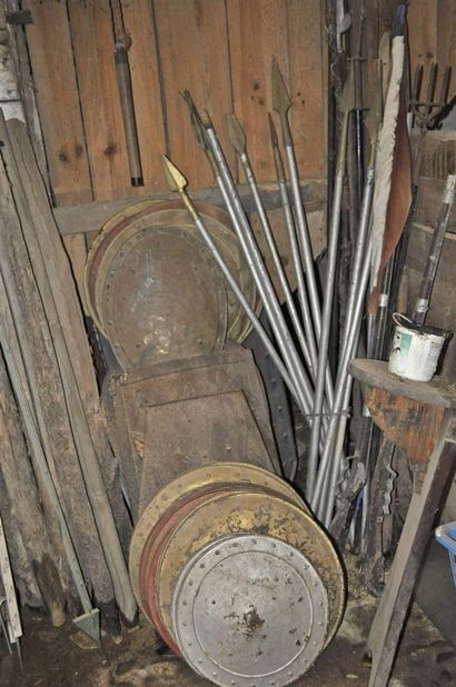 null Set of spears and shield in medieval style, about 20 pieces