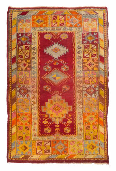 null KONYA carpet (Asia Minor), early 20th century

Dimensions : 160 x 124cm

Technical...