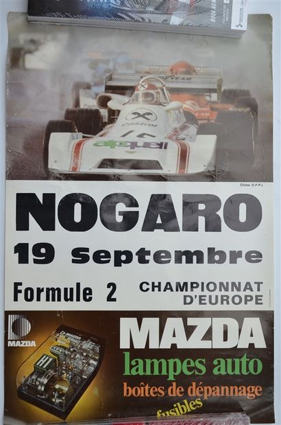 null Lot de 9 affiches diverses dont Nogaro, Magny-Cours, etc.