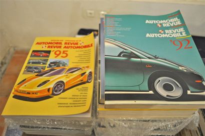 null Lot de 21 volumes du magazine "Annuel de la revue automobile suisse" années...