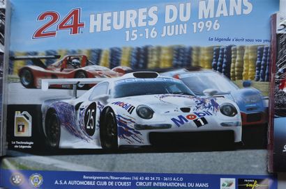 null Lot de 10 affiches 24 H du Mans: 1996, 1997, 1998, 1999, 2000, 2001, 2002, 2003,...