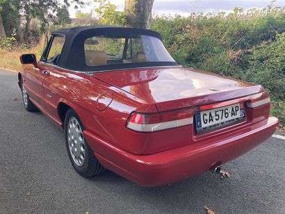 ALFA DUETTO -1991 N° Série ZAR11500006013035

Modèle à succès de la marque Alfa-Romeo.

La...