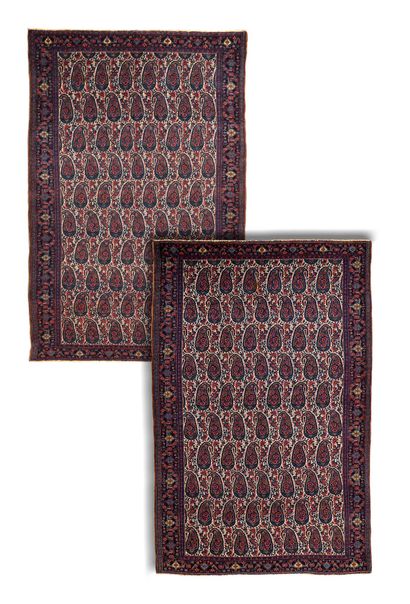null Paire de tapis SENNEH sur chaines en soie (Perse), fin du 19e siècle

Dimensions...