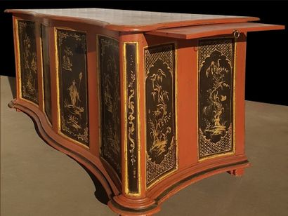 null Original painted desk from the XIXth century with chinese decorations. Seat...