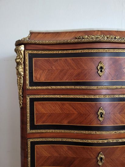 null Napoleon III period rosewood marquetry cabinet, front and sides curved, 7 drawers,...