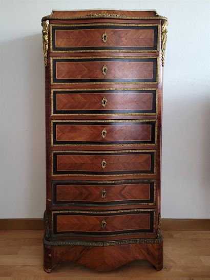 null Napoleon III period rosewood marquetry cabinet, front and sides curved, 7 drawers,...