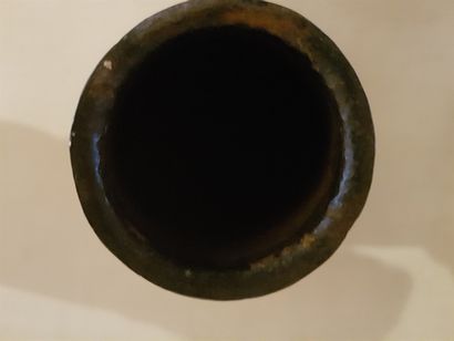 null Far East vase in brassware, height 14 cm diameter 9 cm