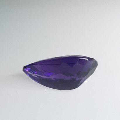Améthyste - BRESIL - 12.80 cts AMETHYST - From Brazil - Purple color - Pear size...