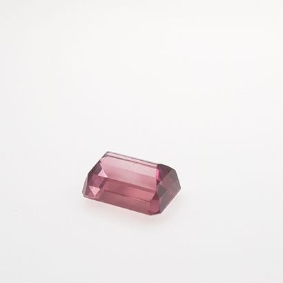 Rubellite - BRESIL - 4.15 cts RUBELLITE - From Brazil - Reddish pink color - Rectangular...