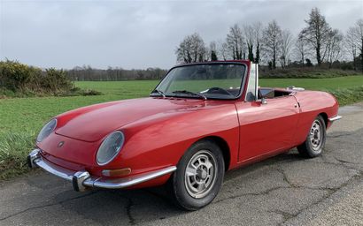 FIAT 850 Spider – 1966 Serial number : GS010029

Created by Bertone, it has the characteristics...