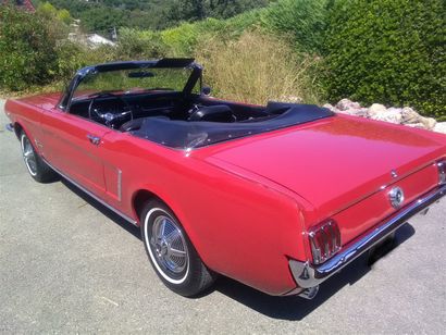 FORD MUSTANG Cabriolet V8 289 ci - 1965 Mustang code C première génération, l’icône...