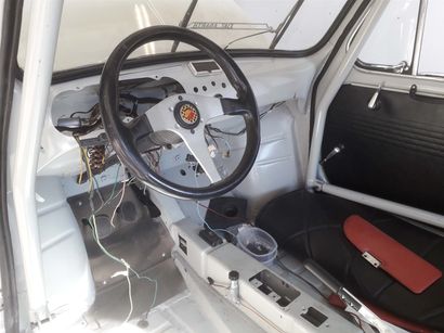 FIAT 600 Type 1000 TC - 1966 Cette voiture est de 1966 totalement reconstruite à...