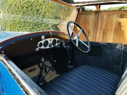 MATHIS - 1929 Mathis torpedo commercial Type QM 9 hp engine 4 speed gearbox. Restored...