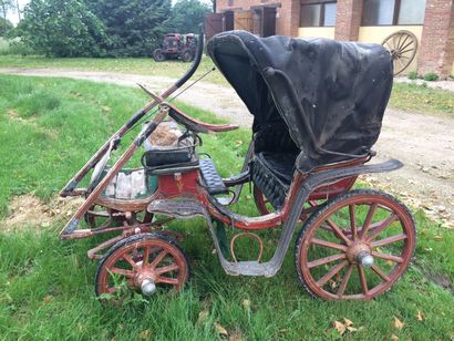 null Small carriage with its hood for pony, to restore