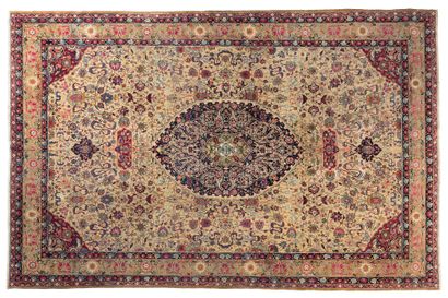 TABRIZ carpet (Persia), 1st third of the...