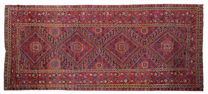 Important and old BECHIR carpet (Central...