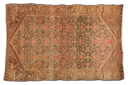null SAROUK carpet (Persia), late 19th century

Dimensions : 151 x 96cm.

Technical...