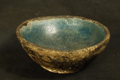 Blue earthenware bowl. Egypt, Roman period...