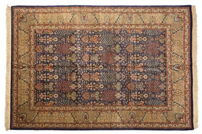 TABRIZ carpet (Iran), mid 20th century 
Dimensions...