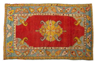 null Original tapis KIRSHÉÏR (Asie Mineure), fin du 19e siècle

Dimensions : 170...
