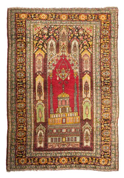null BROUSSE carpet (Asia Minor), early 20th century

Dimensions : 178 x 126cm.

Technical...