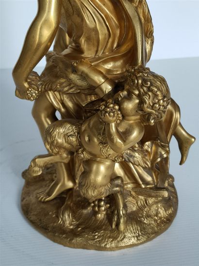 null CLODION (1738-1814) - D'après. Danseuse au Tambourin - bronze doré, superbe...