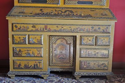  Rare and curious cabinet called "Chinese" forming scriban in dark camomile lacquered...