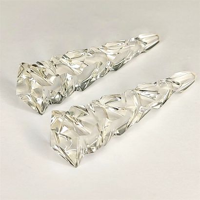 null Quartz d'une exceptionnelle qualité cristalline. Sculpté par l'artiste designeur...