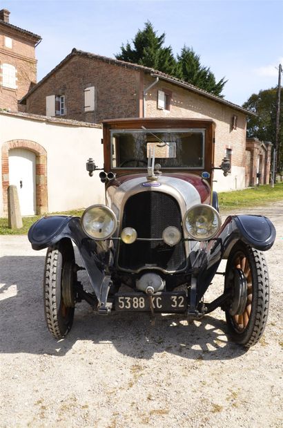 null VOISIN C4 S - 1925 Coupé de ville « Fiacre »

N° de Série : 6280

Gabriel VOISIN...