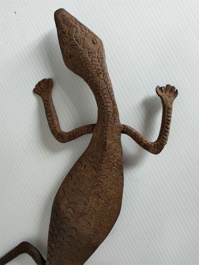 null Africa , Wrought iron money in the shape of a lizard, - Nigeria - L : 45 cm