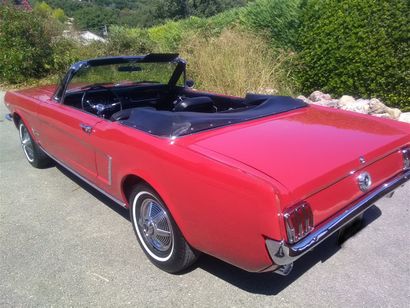 FORD MUSTANG Cabriolet 289 - 1965 Le rêve de la jeunesse des années 60 qui est toujours...