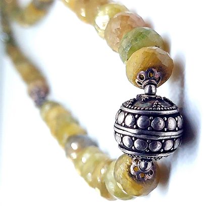 Collier argent avec Perles d'Emeraudes Magnifique composition artisanale brésilienne...