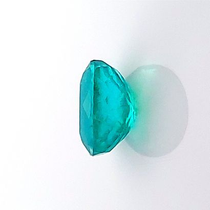 Emeraude - Brésil - 2.85 cts EMERAUD - From Brazil - Green color - Oval size - Impeccable...