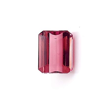 Rubellite - BRESIL - 4.25 cts RUBELLITE - From Brazil - Reddish pink color - Rectangular...