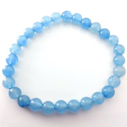 Bracelet Perles d'Aigues-marines Bracelet composé de 28 perles d'aigues-marines dont...