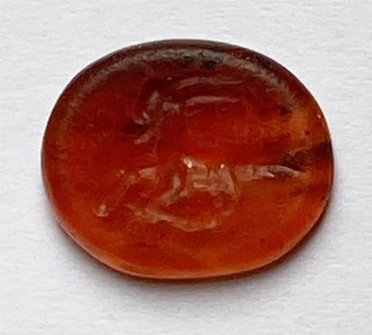 null Intaille italique en agate cornaline gravée du signe du zodiaque : Capricorne....